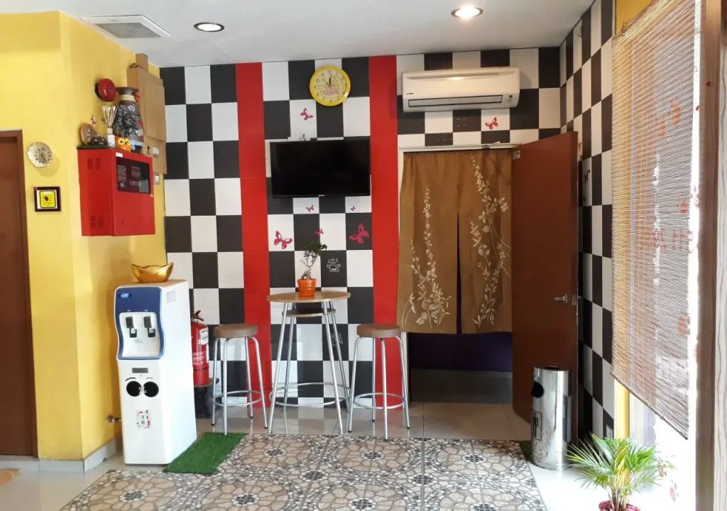אחר