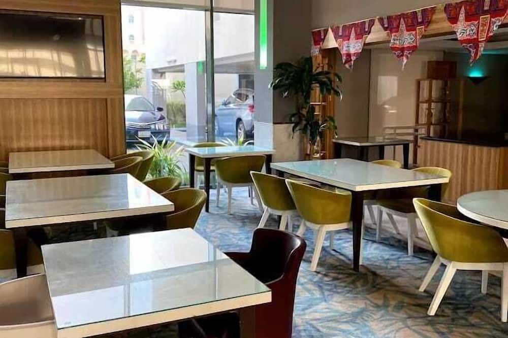 מסעדה תמונה