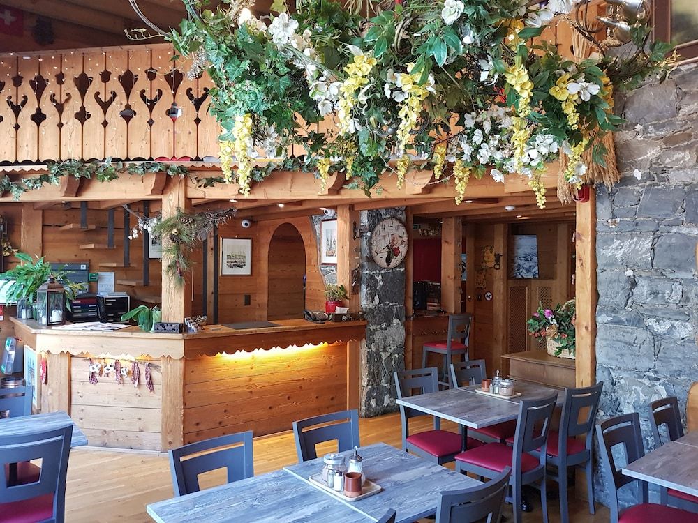 מסעדה תמונה