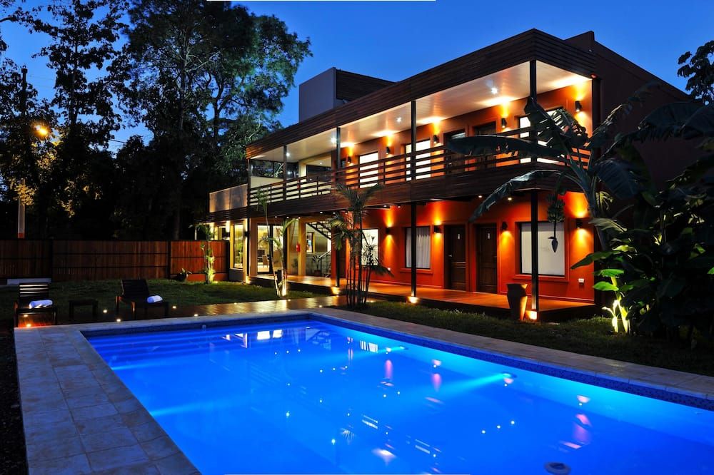 בריכה תמונה