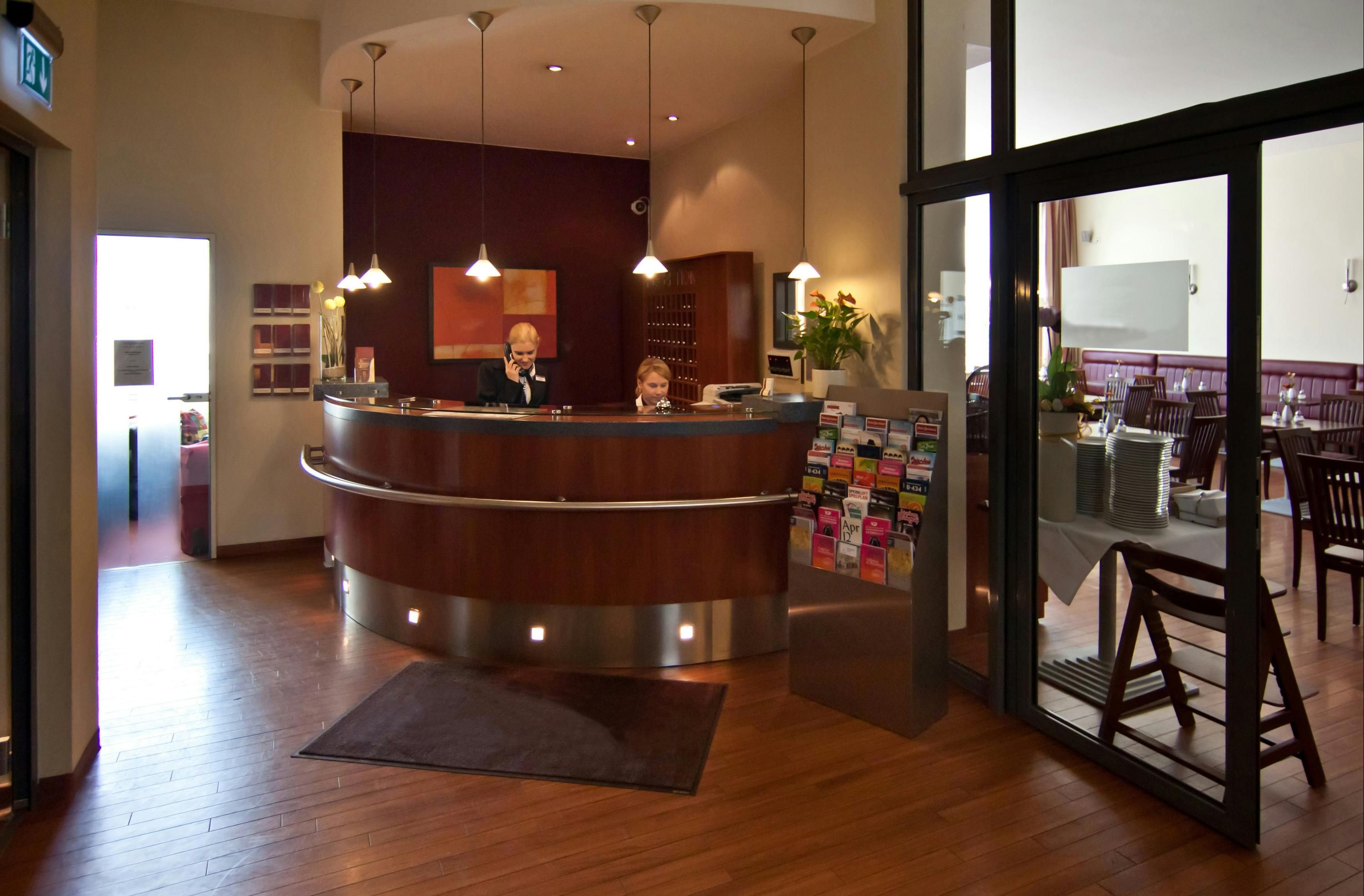 דלפק קבלה תמונה