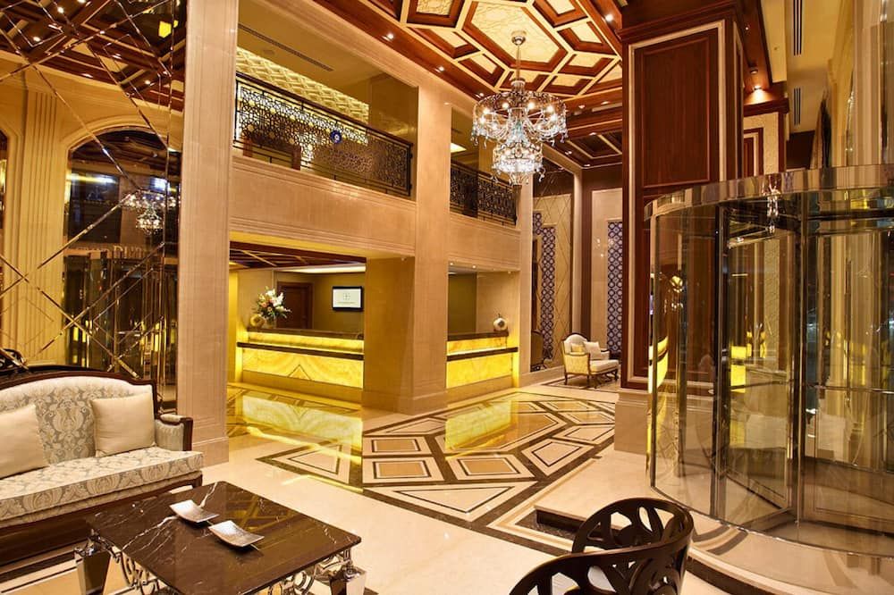 לובי תמונה