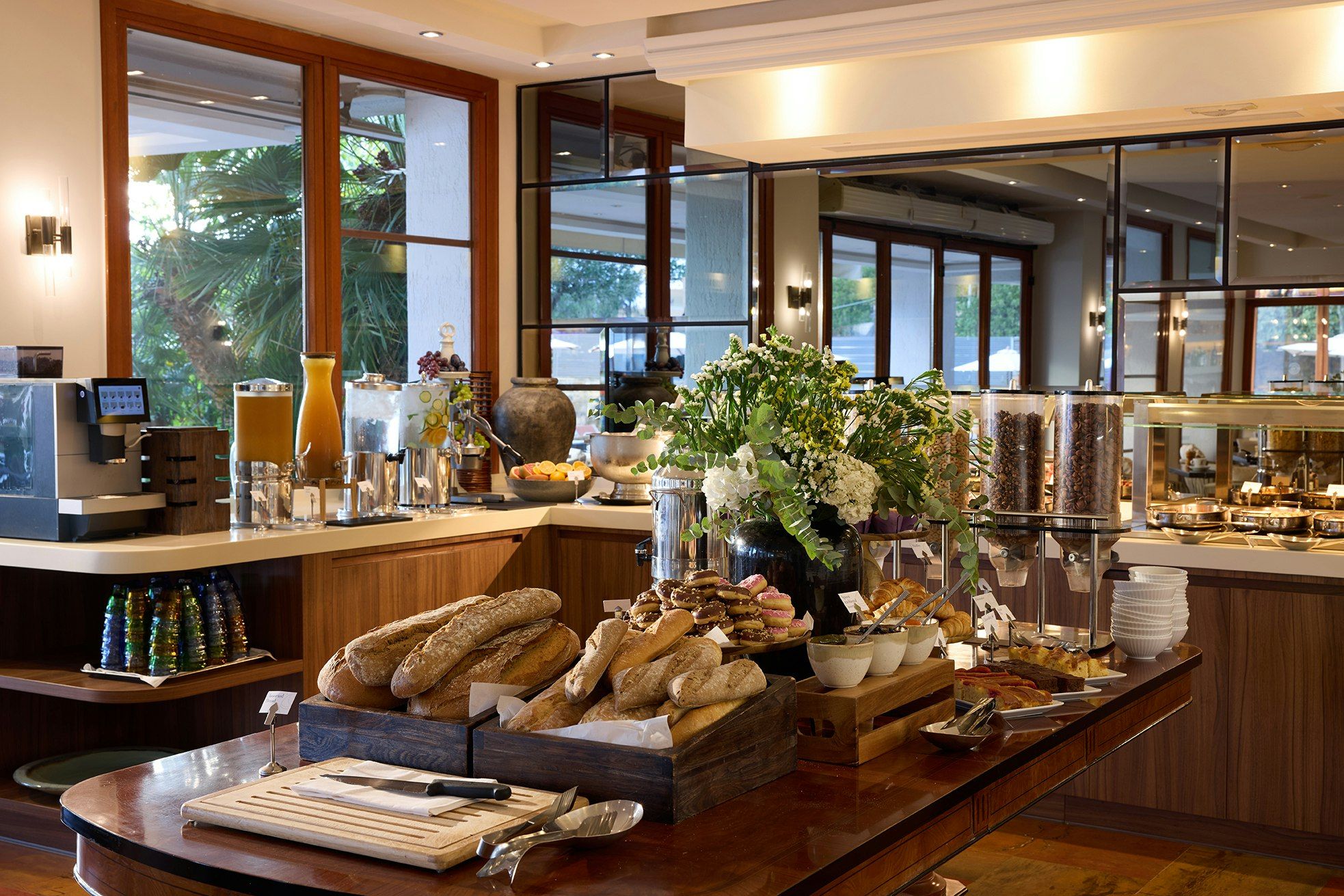 מסעדה תמונה