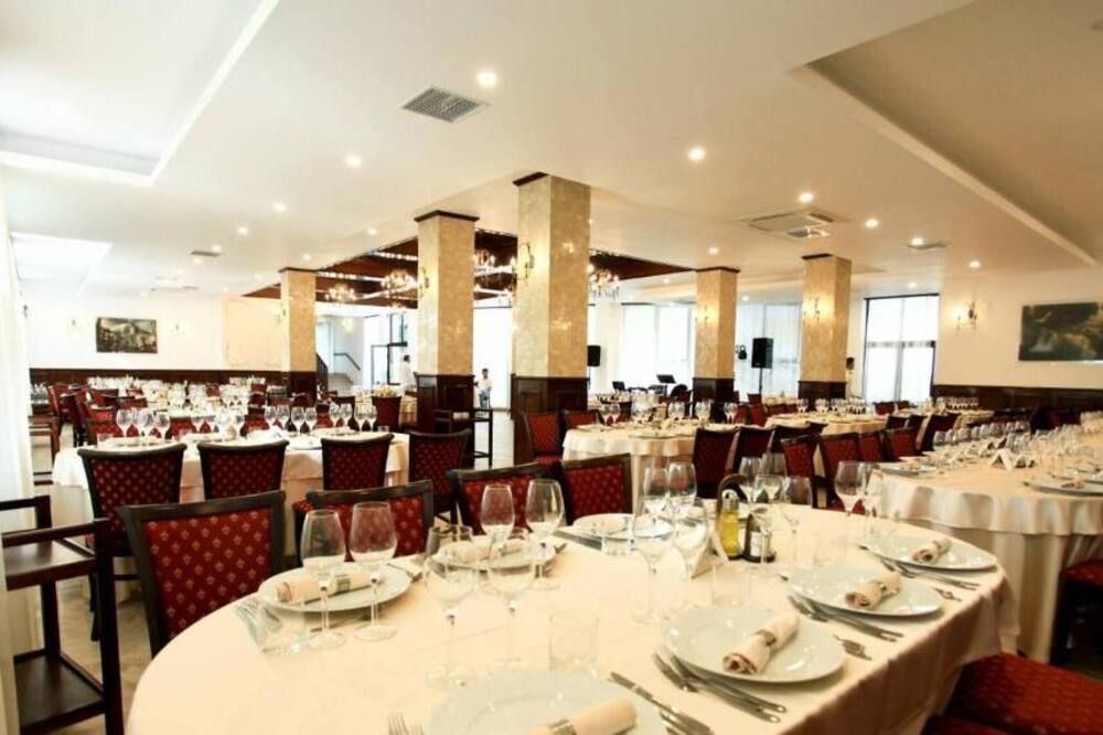 מסעדה תמונה