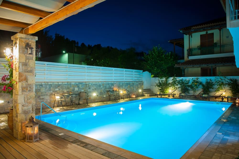 בריכה תמונה