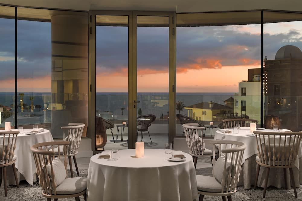 מסעדה תמונה