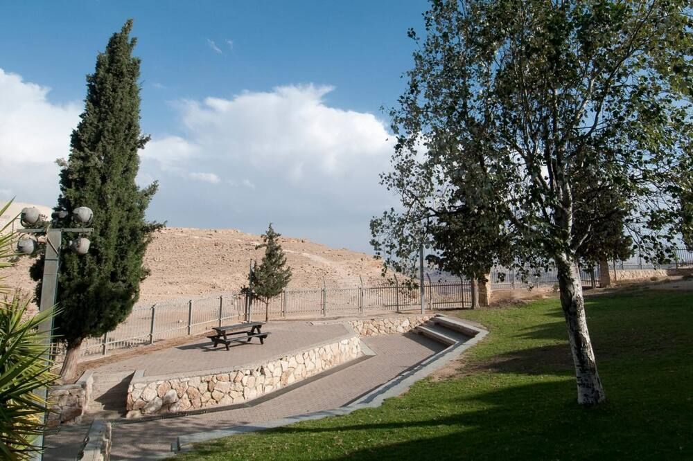 נוף חיצוני