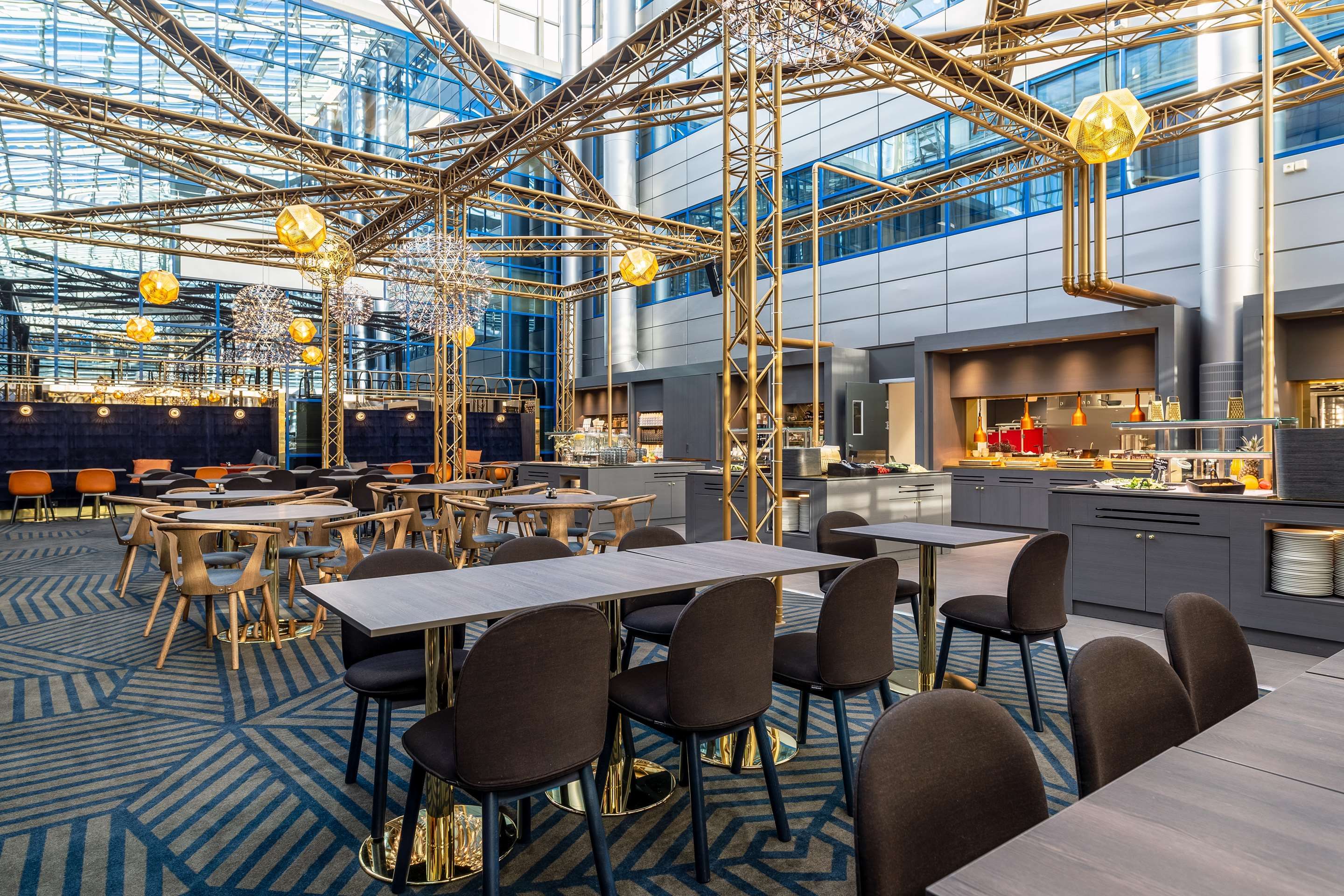 מסעדה תמונה