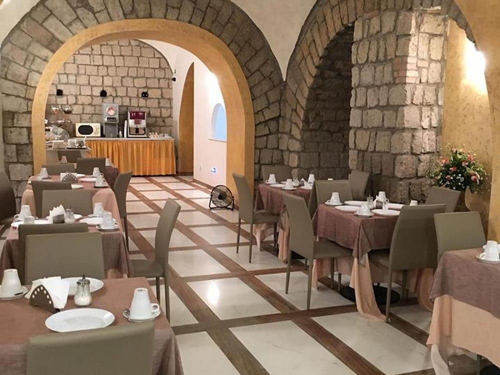 מסעדה תמונה