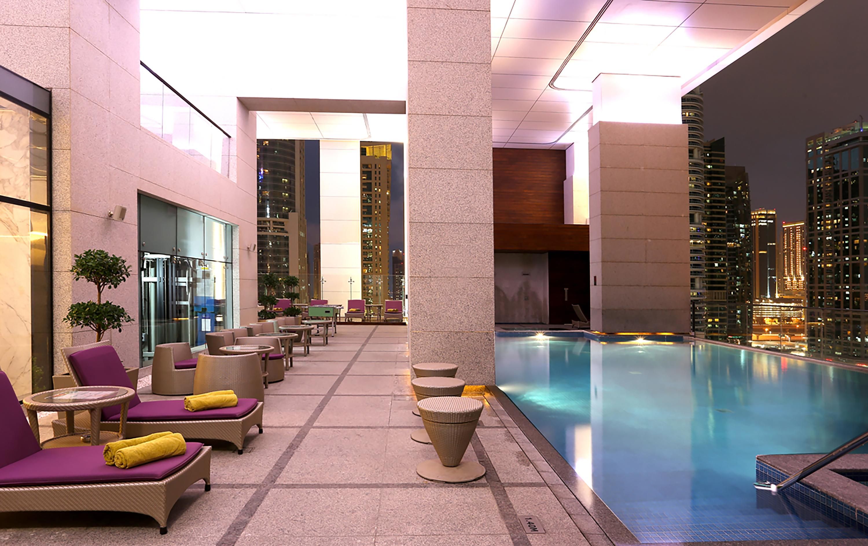 בריכה תמונה