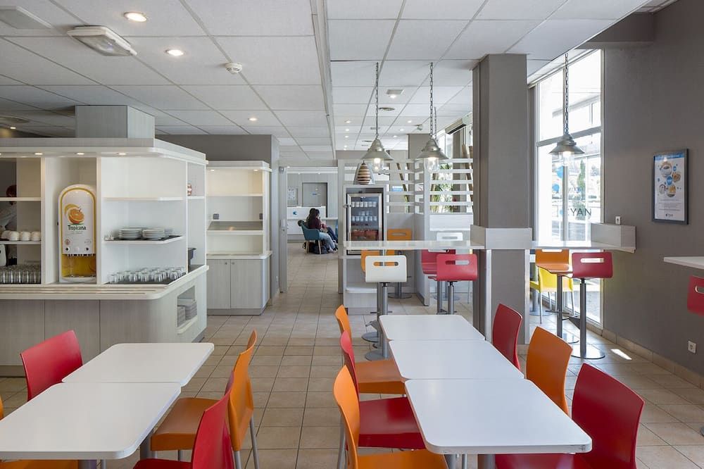 מסעדה תמונה