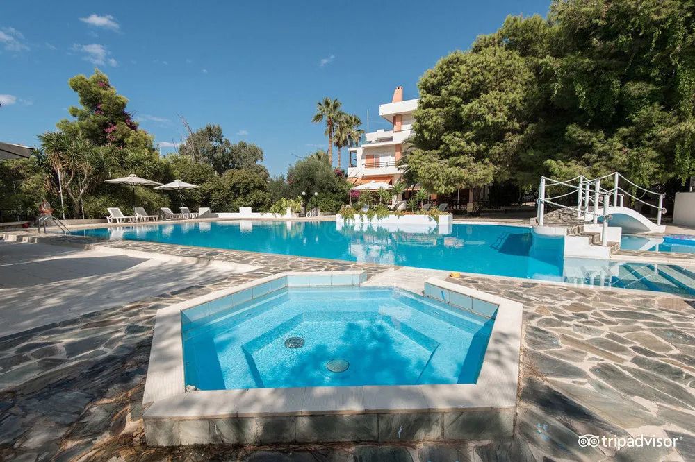 בריכה תמונה