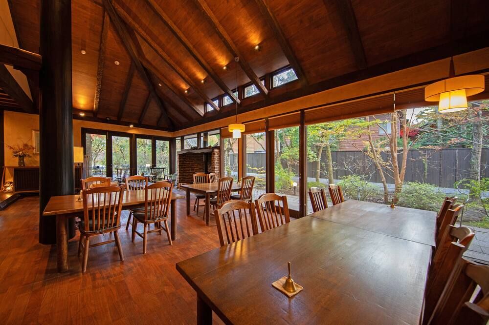 מסעדה תמונה