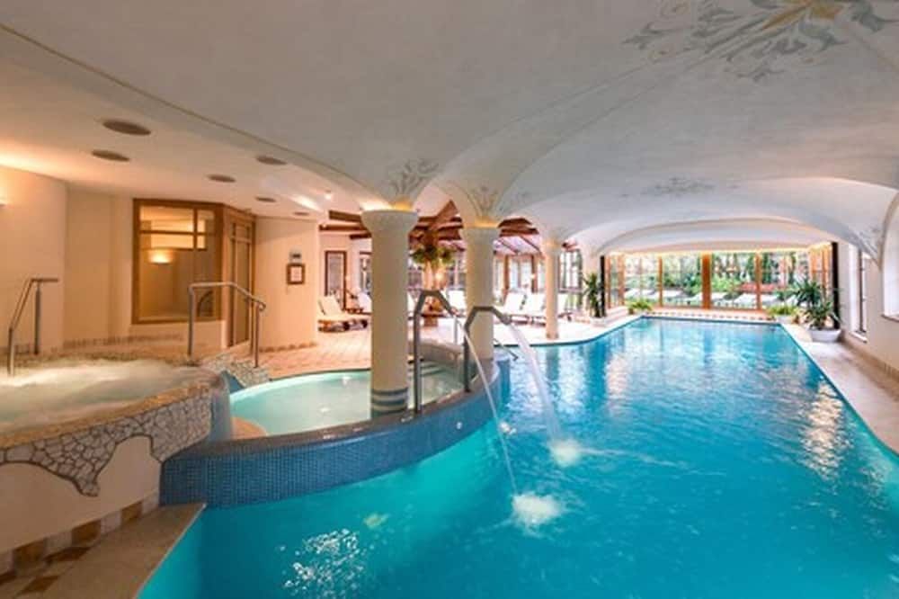 בריכה תמונה