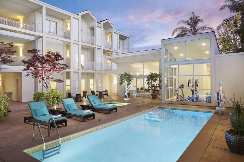 בריכה תמונה