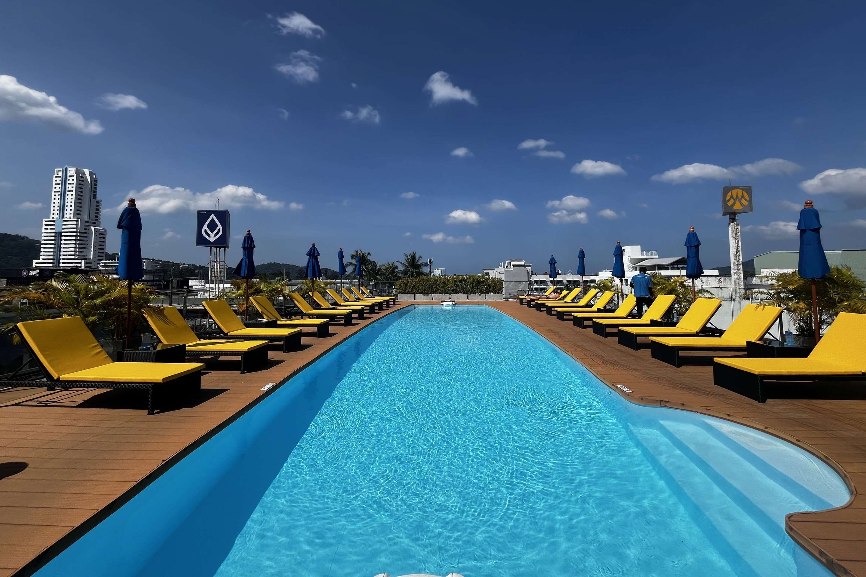 בריכה תמונה