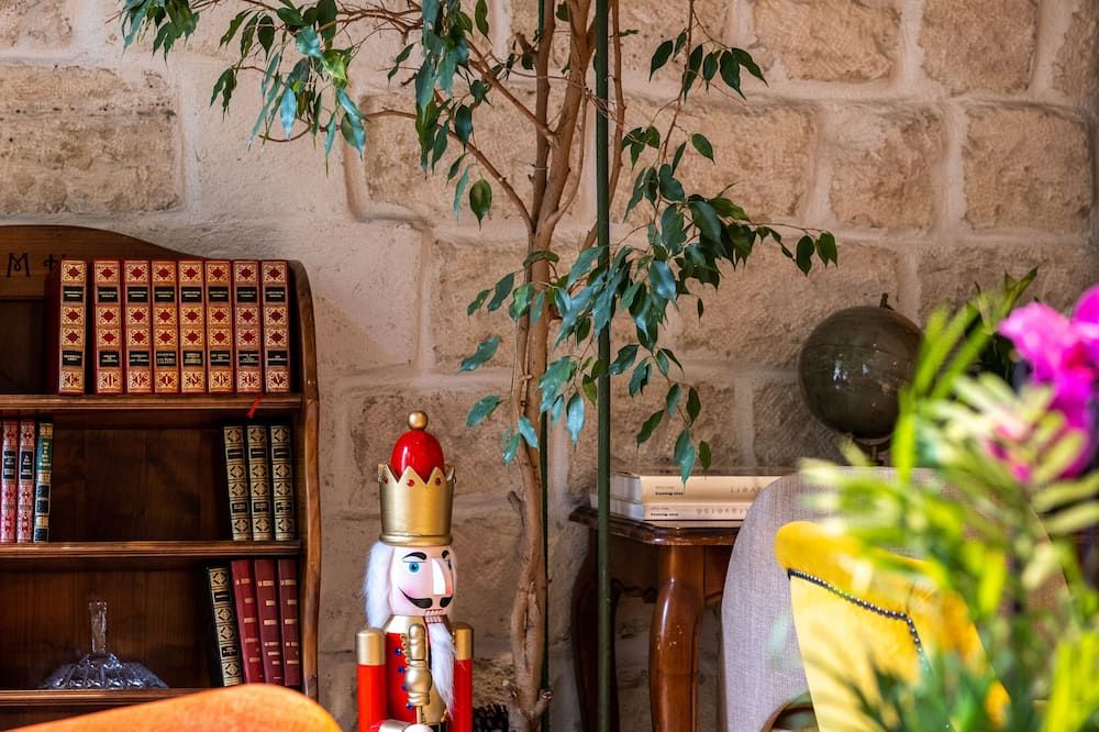 אחר