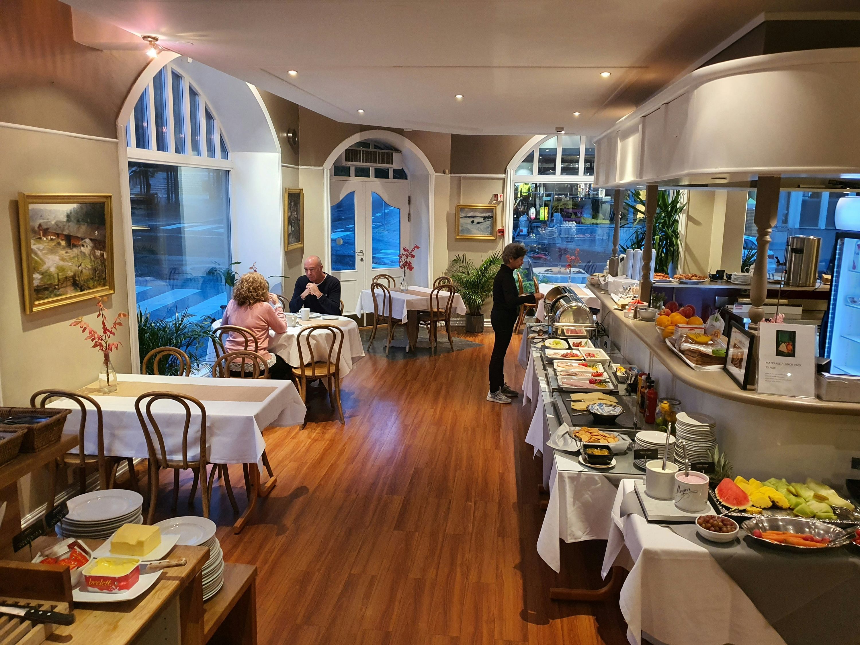 מסעדה תמונה