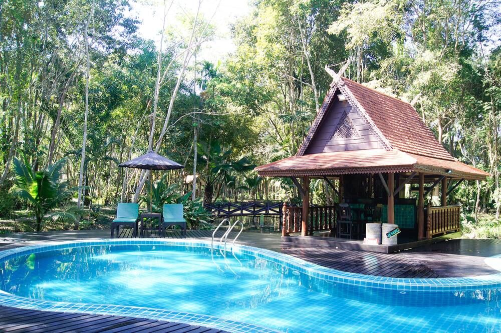 בריכה תמונה