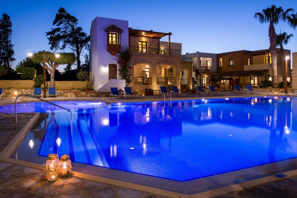 בריכה תמונה