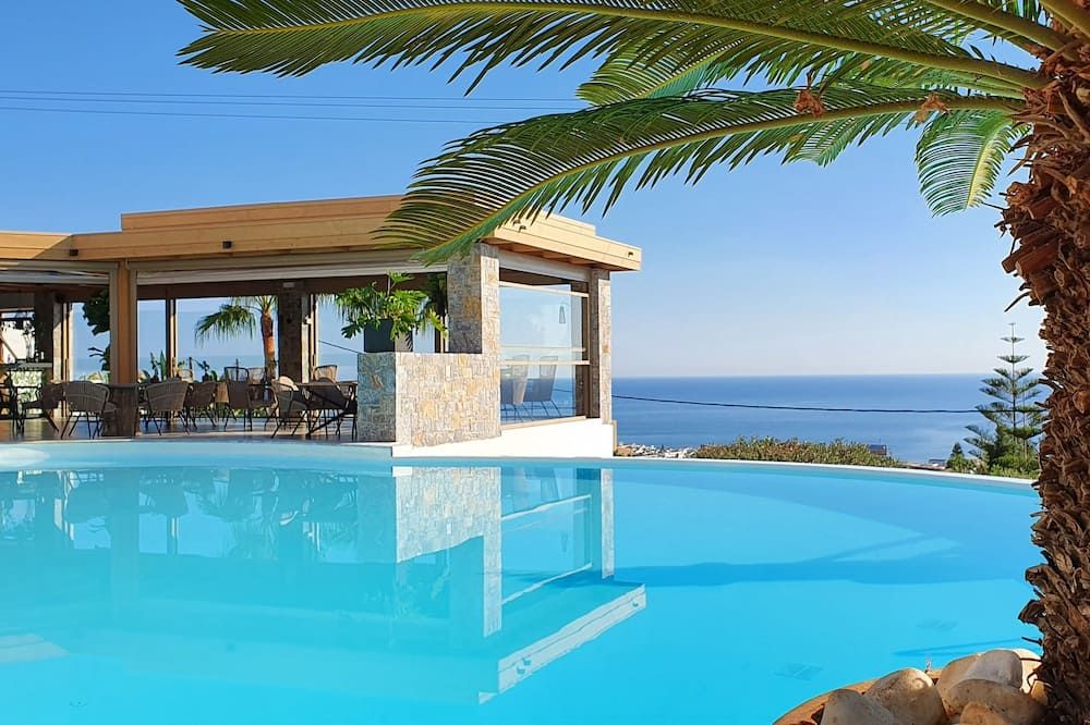 בריכה תמונה