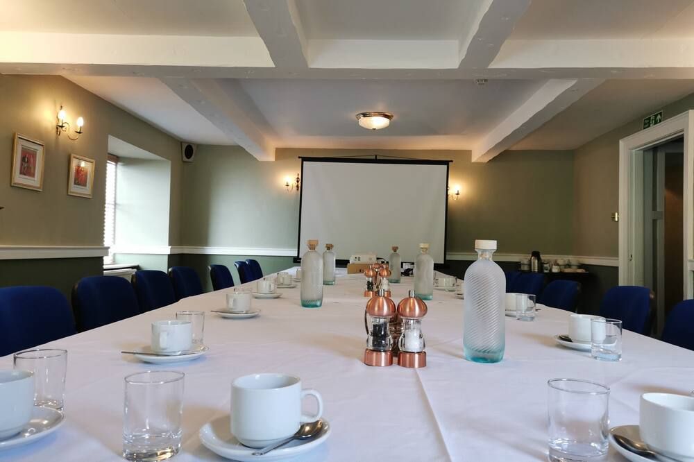 חדר ישיבות