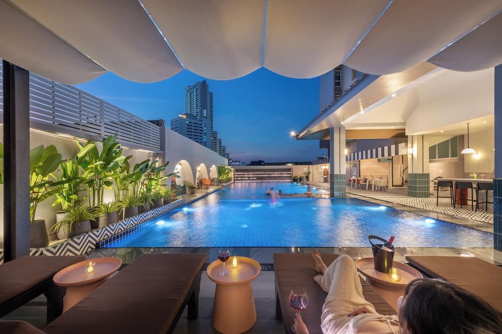 בריכה תמונה