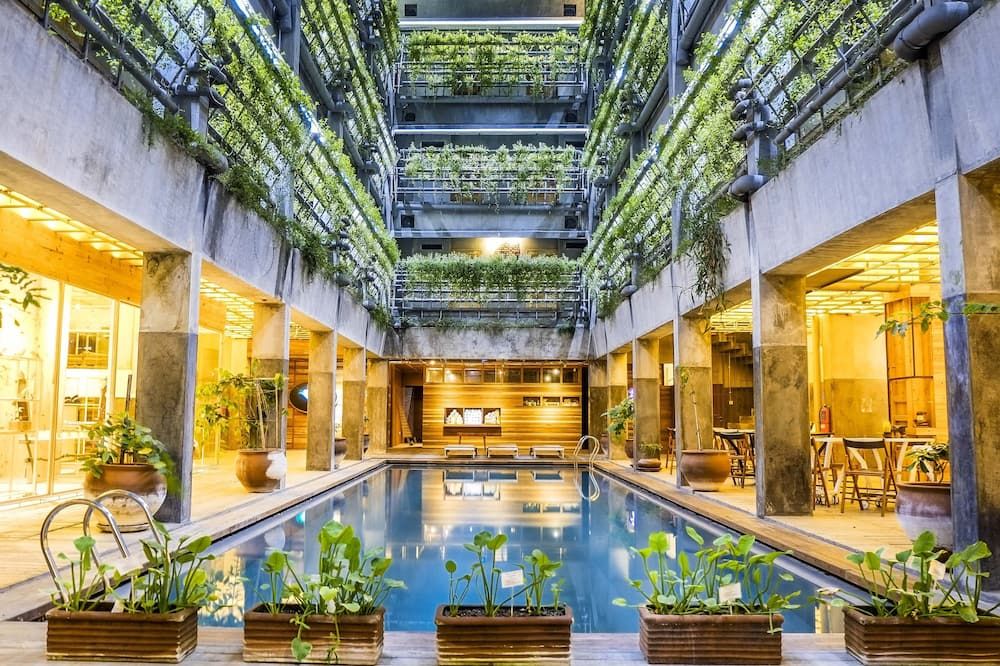 בריכה תמונה