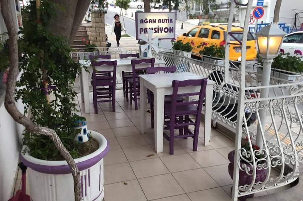 אחר