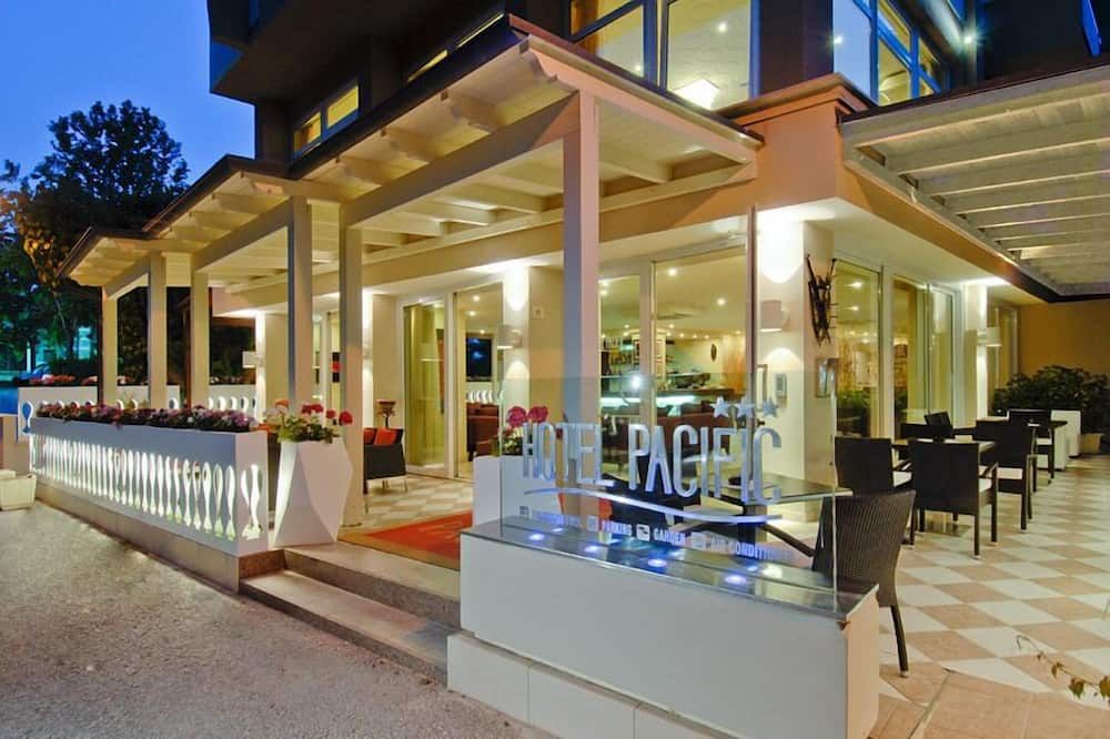 בניין תמונה