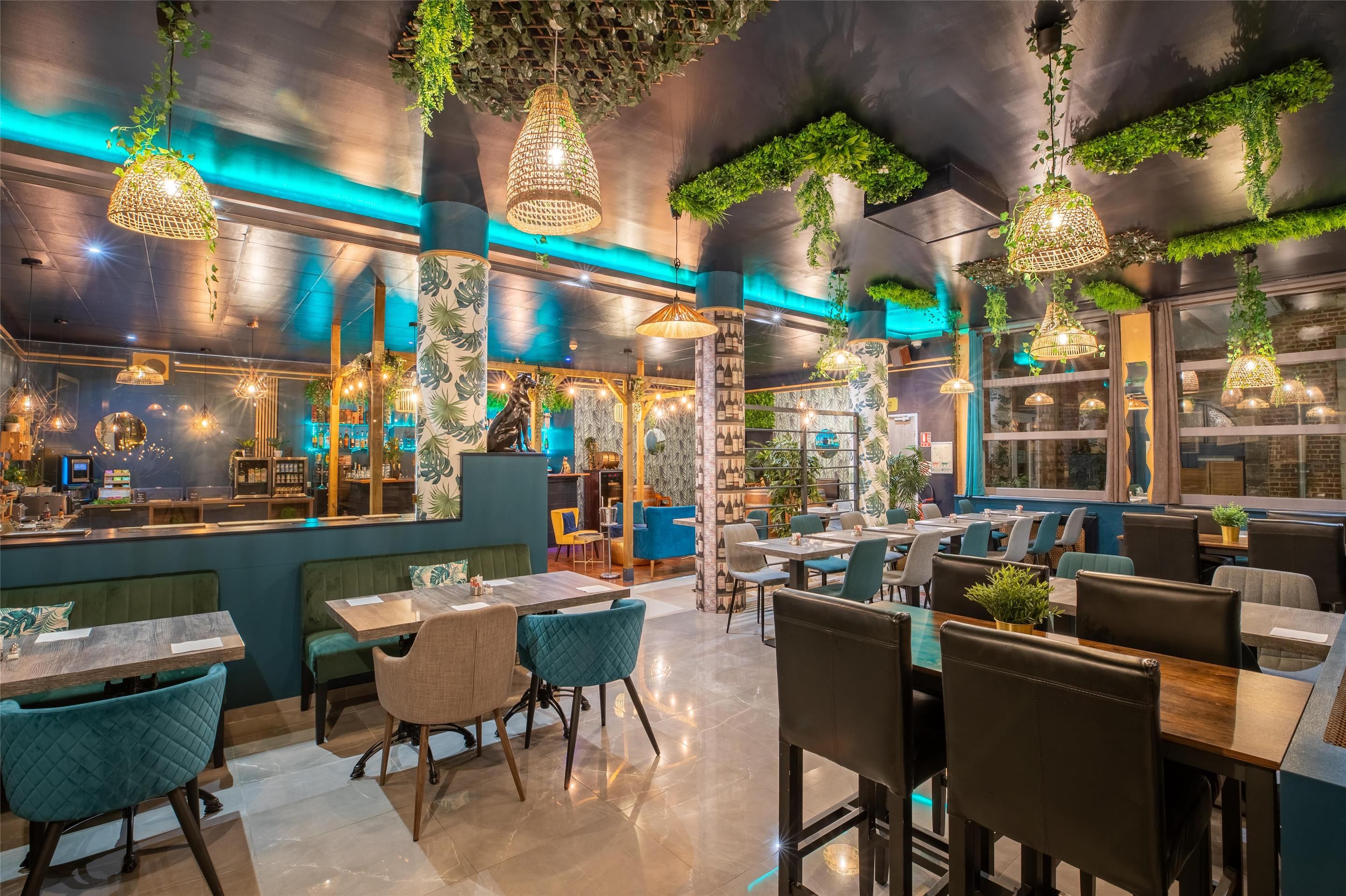 מסעדה תמונה