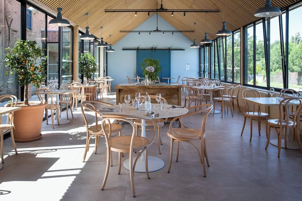 מסעדה תמונה