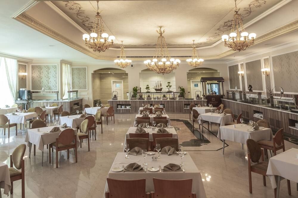 מסעדה תמונה