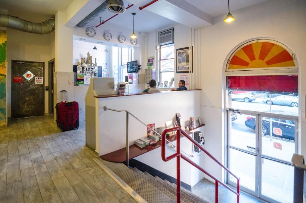 דלפק קבלה תמונה