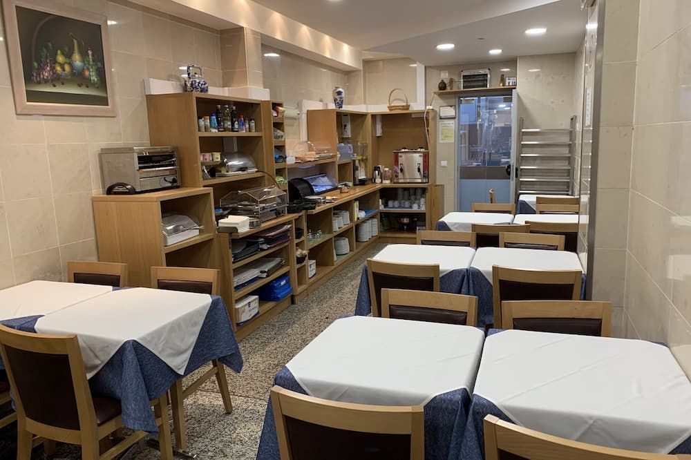 מסעדה תמונה