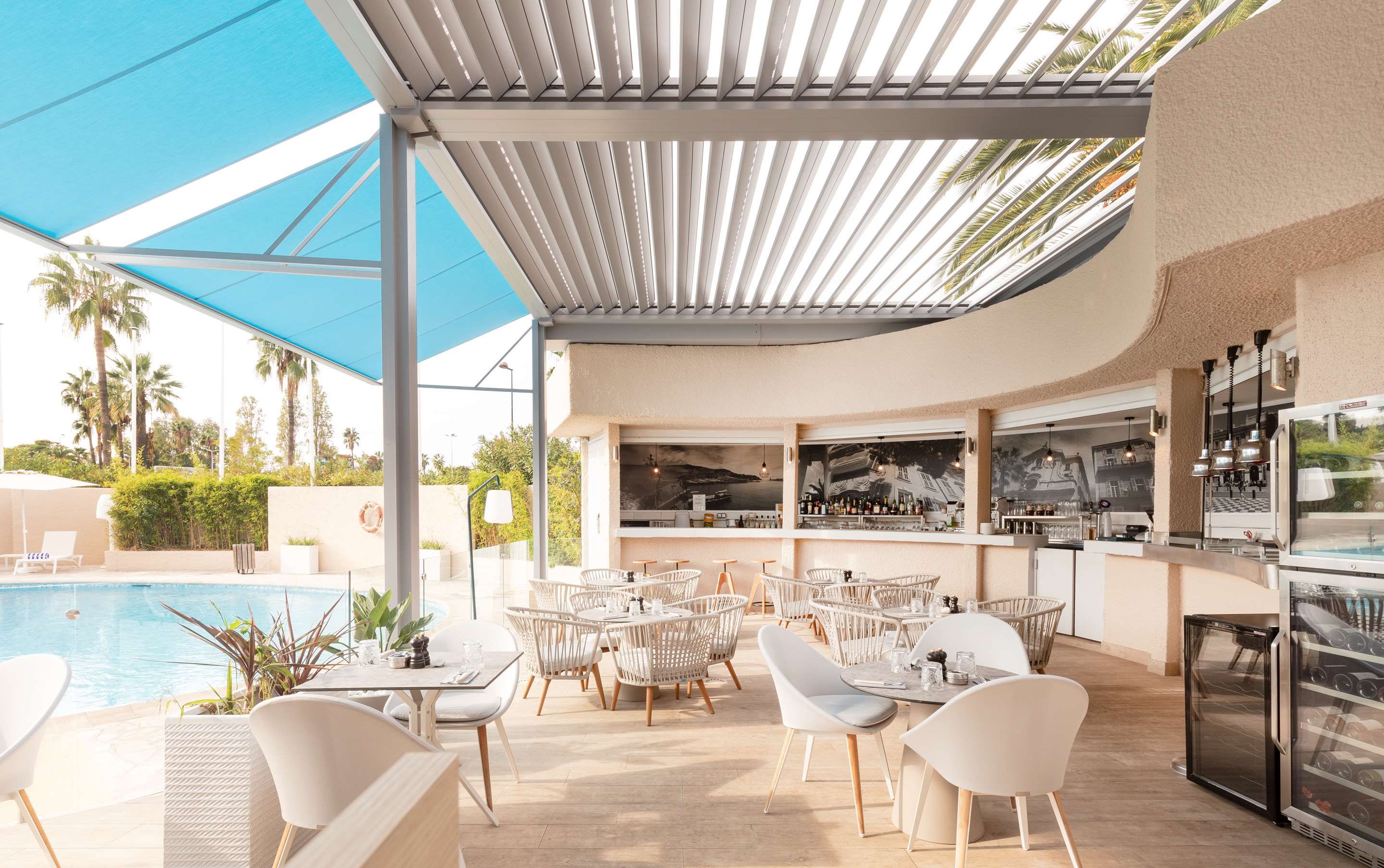 מסעדה תמונה