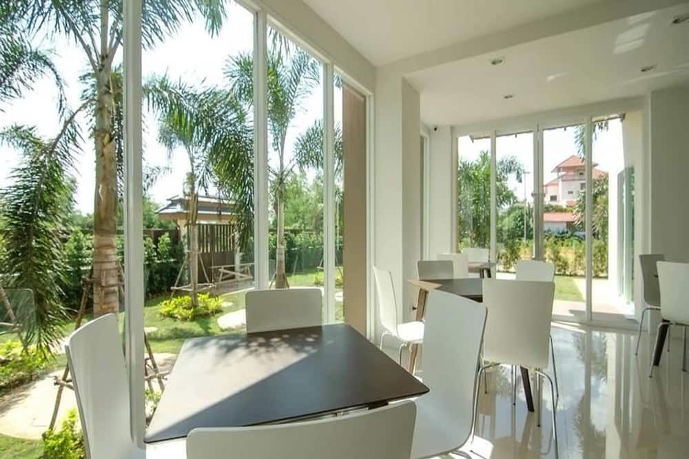 מסעדה תמונה