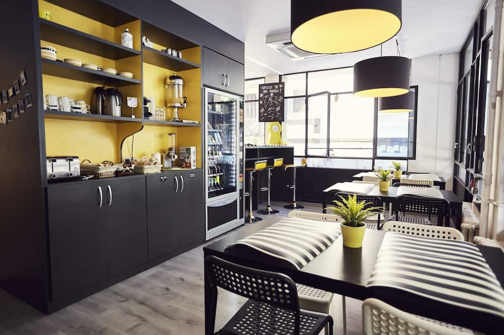 מסעדה תמונה