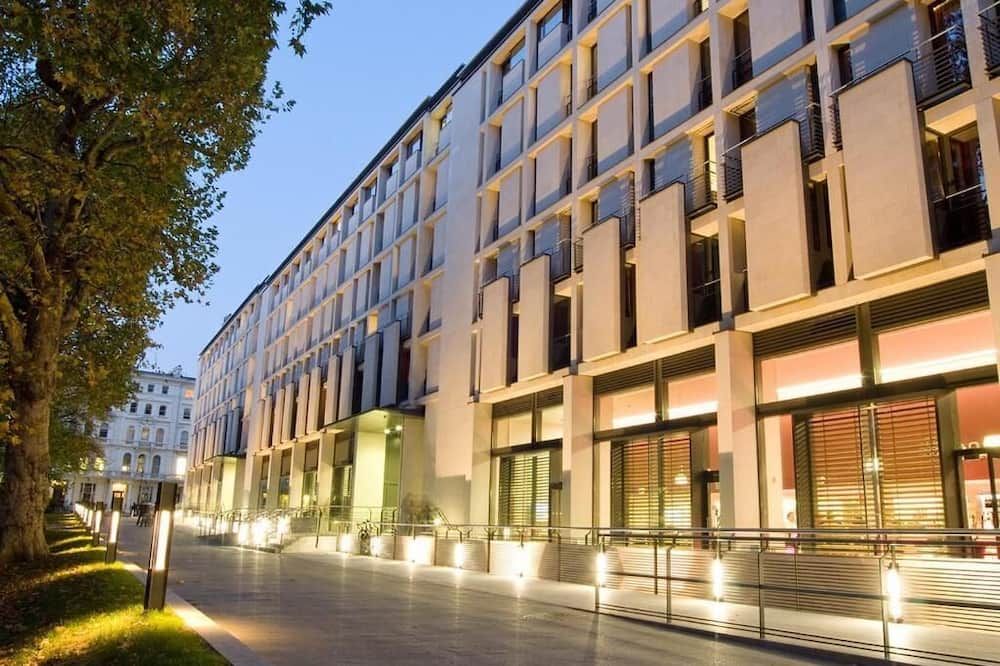 בניין תמונה