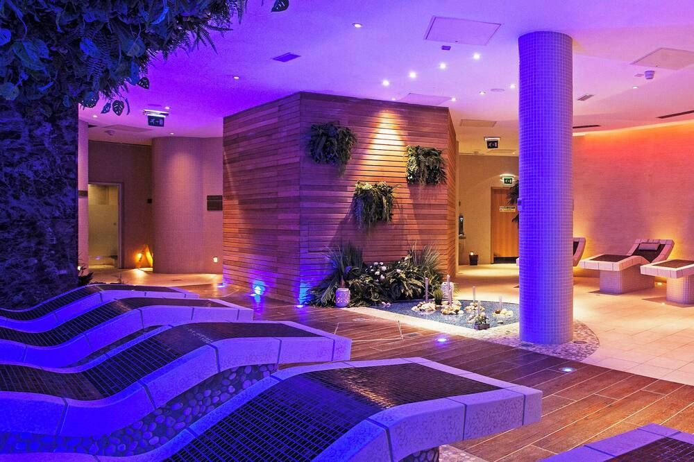 בריכה תמונה