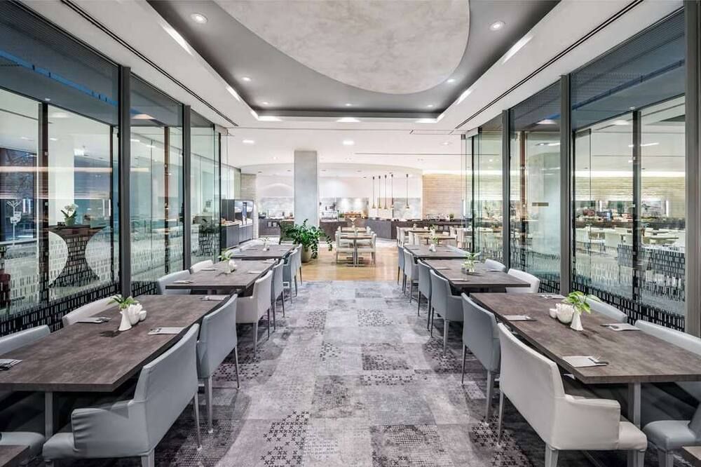 מסעדה תמונה