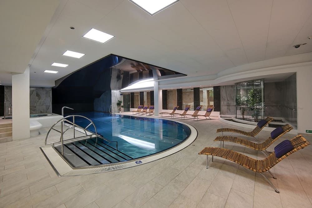 בריכה תמונה