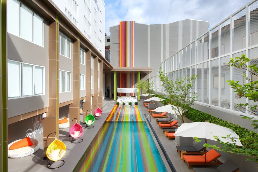 בריכה תמונה