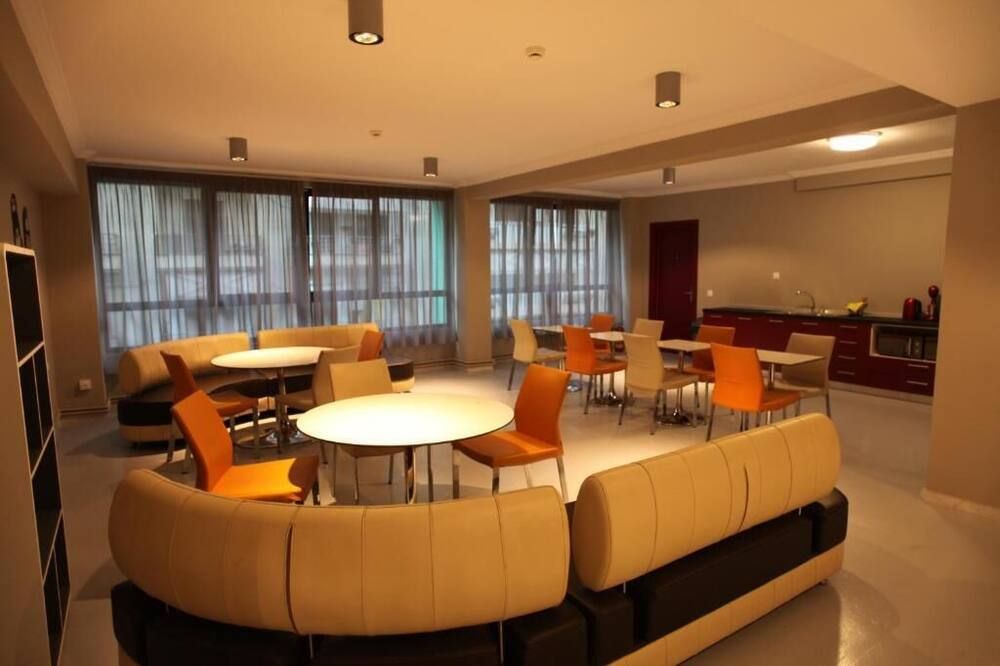 מסעדה תמונה