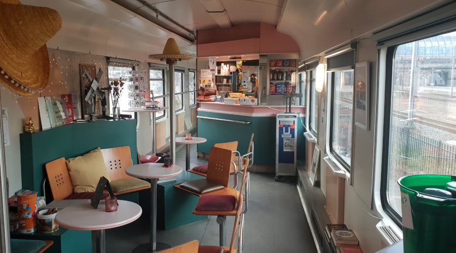 מסעדה תמונה