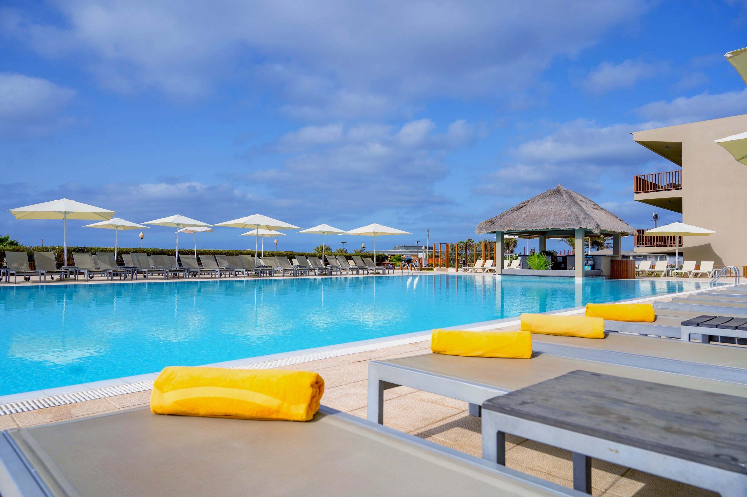 בריכה תמונה