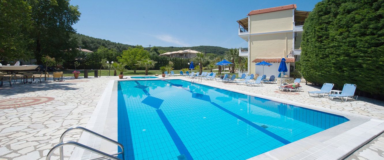 בריכה תמונה