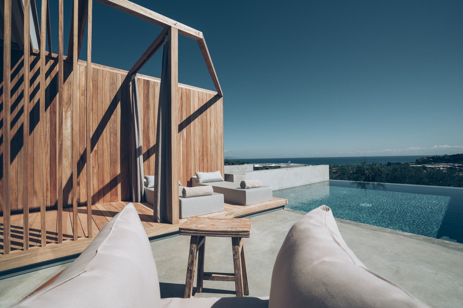 בריכה תמונה