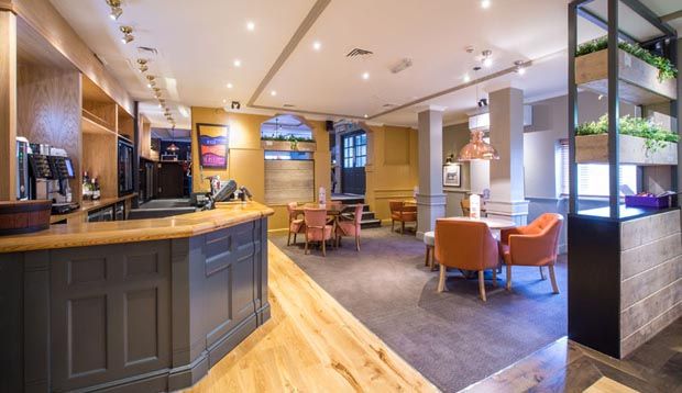 מסעדה תמונה