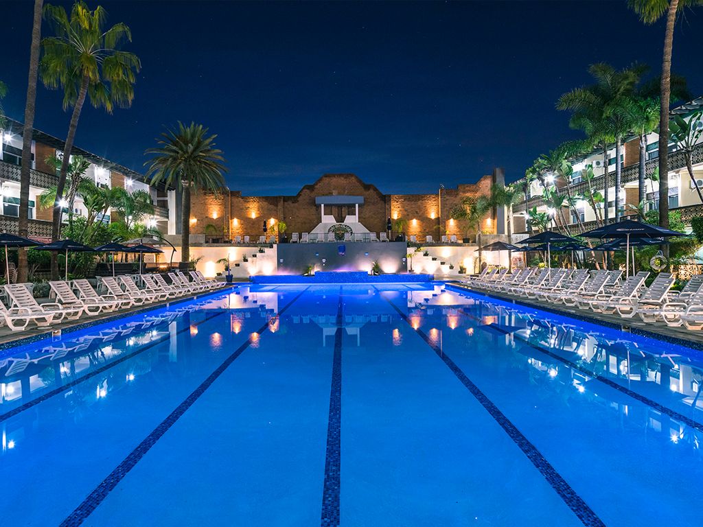 בריכה תמונה